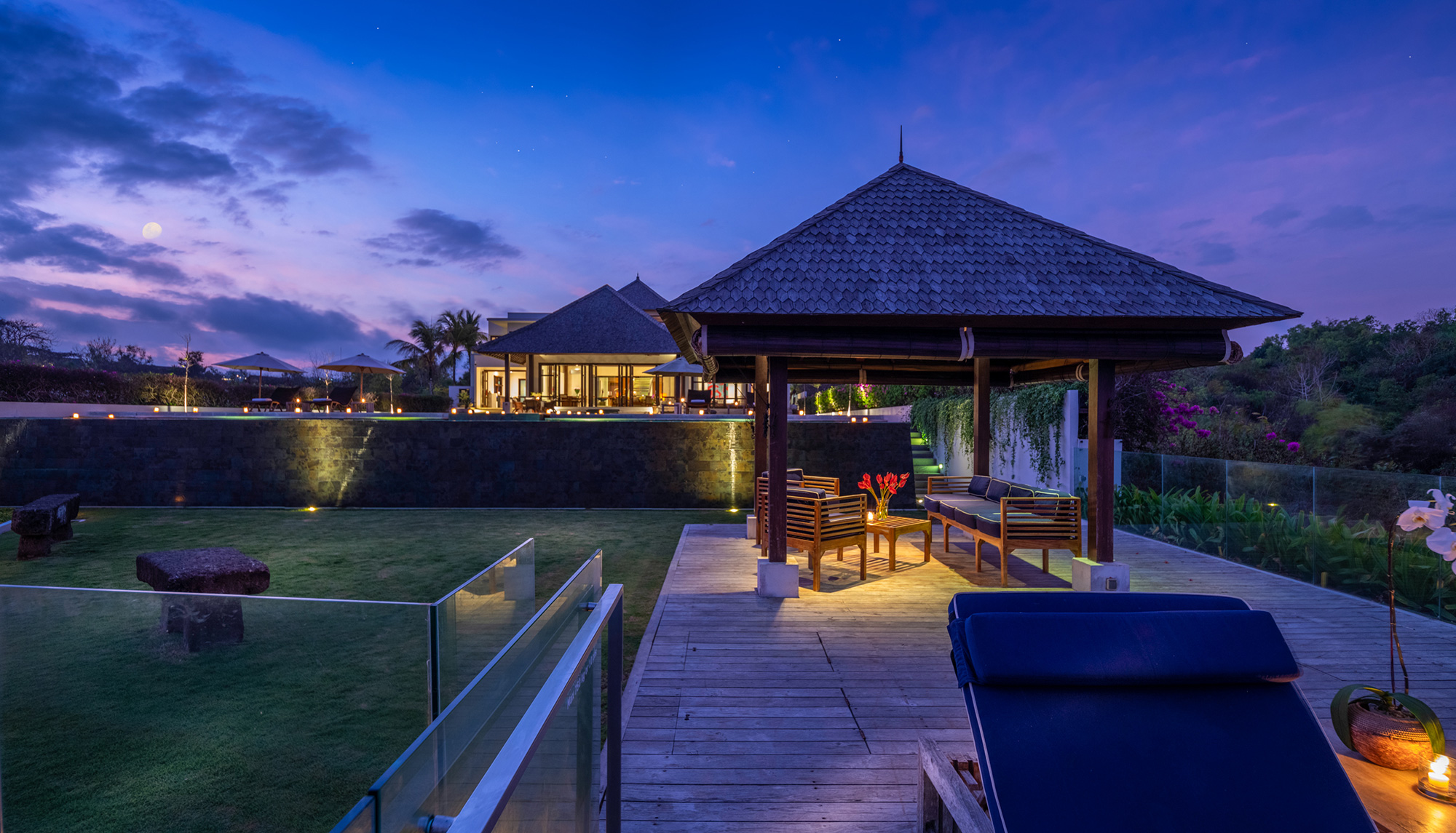 ザ スルガ ヴィラ